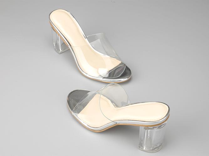 东莞懿熙鞋业女鞋生产厂家-透明tpu水晶跟女士拖鞋-代工工厂